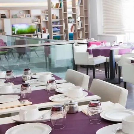 Le B D'arcachon By Inwood ホテル 4*