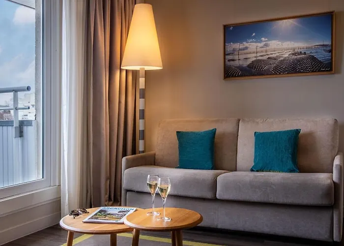 Le B D'arcachon By Inwood ホテル 4*