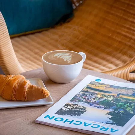 Отель Le B D'arcachon By Inwood 4*