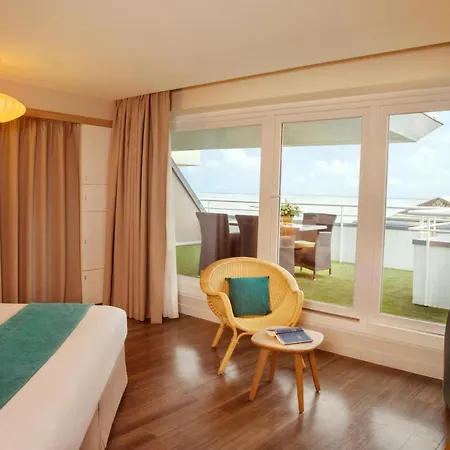 Le B D'arcachon Hotel